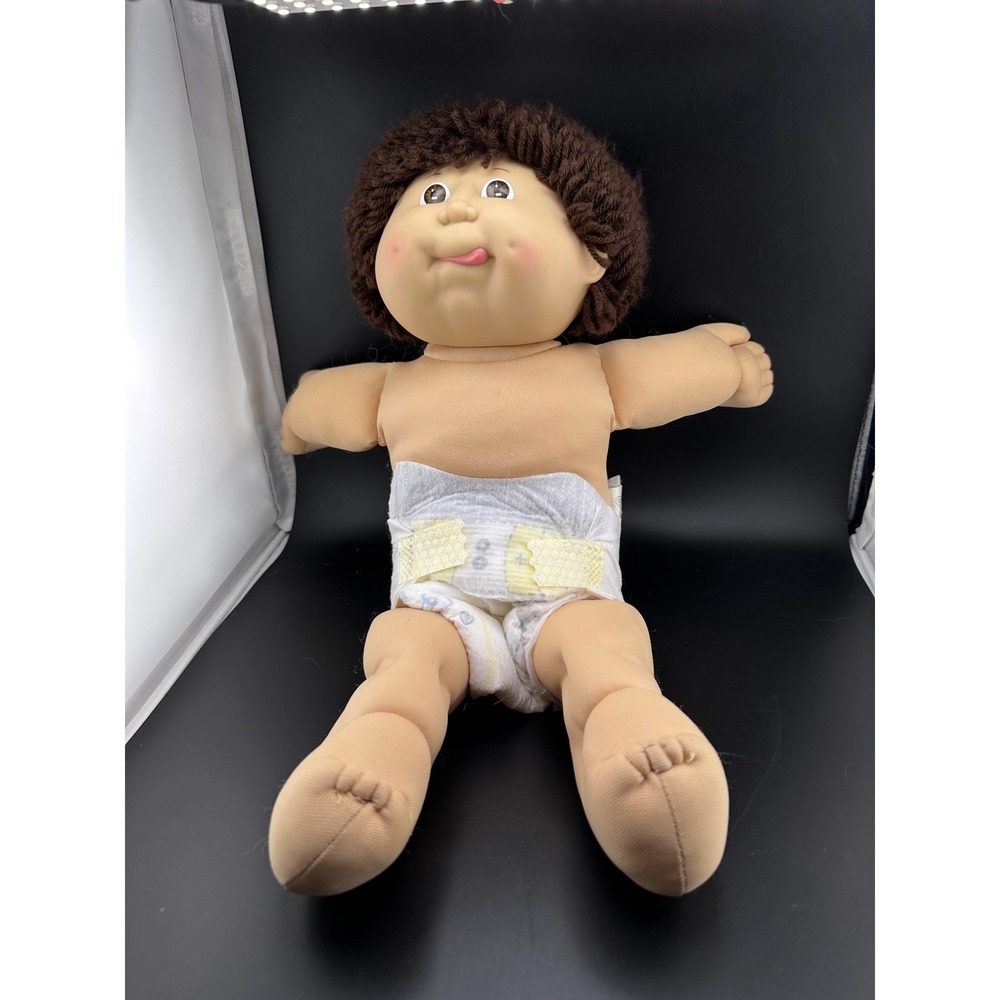Coleco Cabbage Patch Kids Doll 16in 1985 Boy Brown Shag HM11 Tongue Brown Eyes